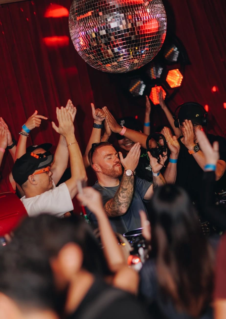 GINGER T — resident selector, DESCEND Ao Nang